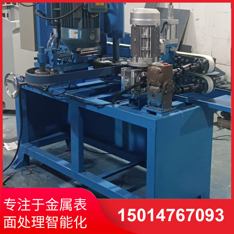 自(zi)動側麵砂光機廠傢(jia)
